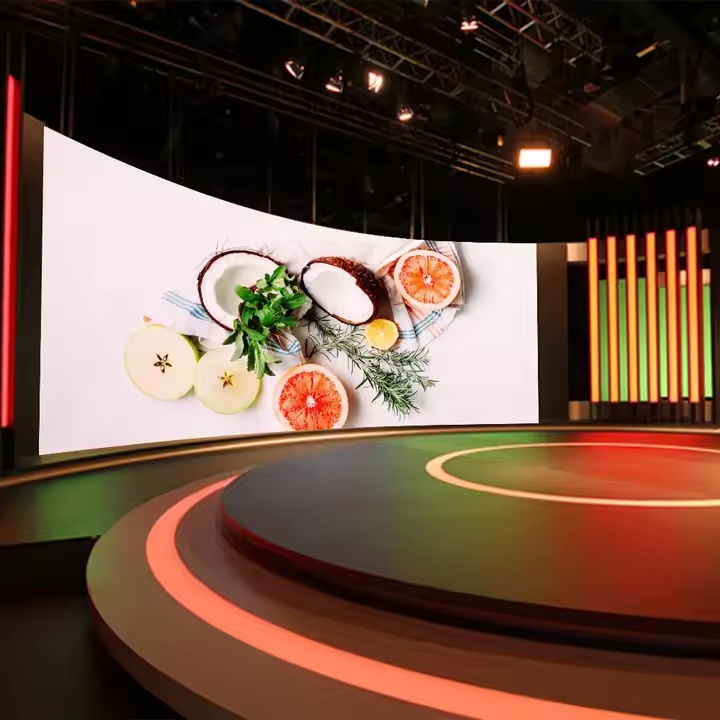 Wygięta ściana LED w studio